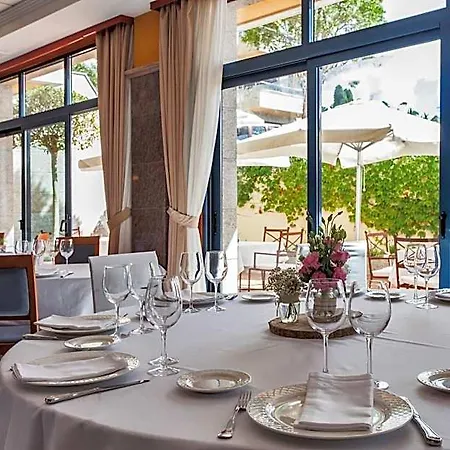Galatea 4* Paxarinas