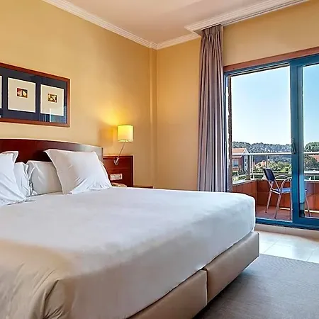 Galatea 4* Paxarinas