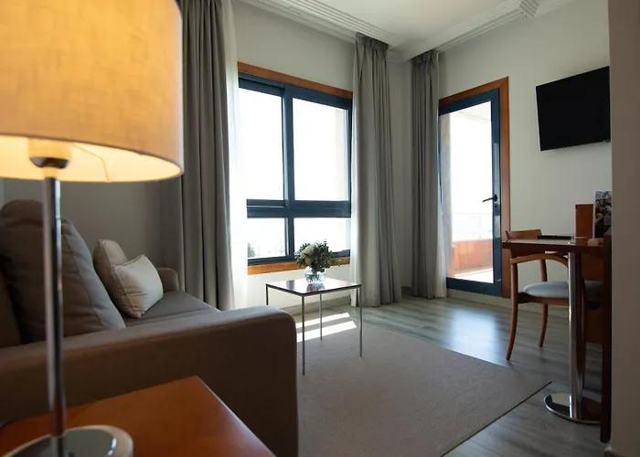 Galatea 4* Paxarinas