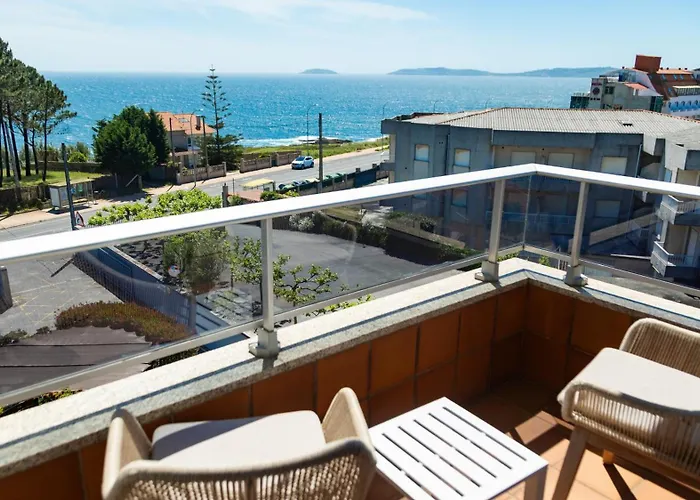 Galatea 4* Paxarinas