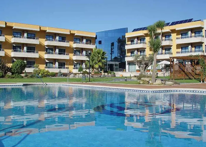 Galatea 4* Paxarinas